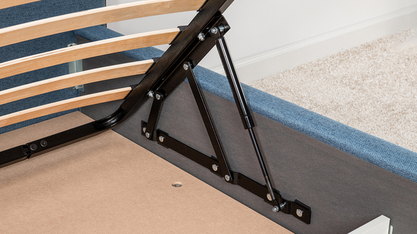 Кровать Миа 160 рогожка светло-синий, кант желтовато-коричневый с ортопедическим основанием и подъемным механизмом