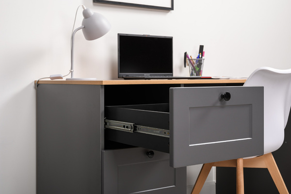 Стол письменный Остин 12.159 серый графит 0162 РЕ, дуб золотой CRAFT, графит ZB 856-2 ПВХ, сборка на любую сторону